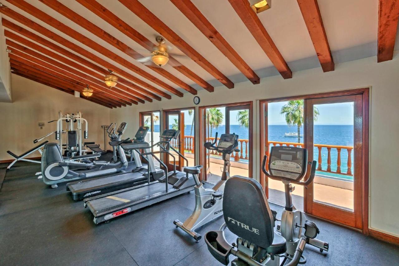Gorgeous Oceanfront Villa With Panoramic Views Avalon Exterior photo
