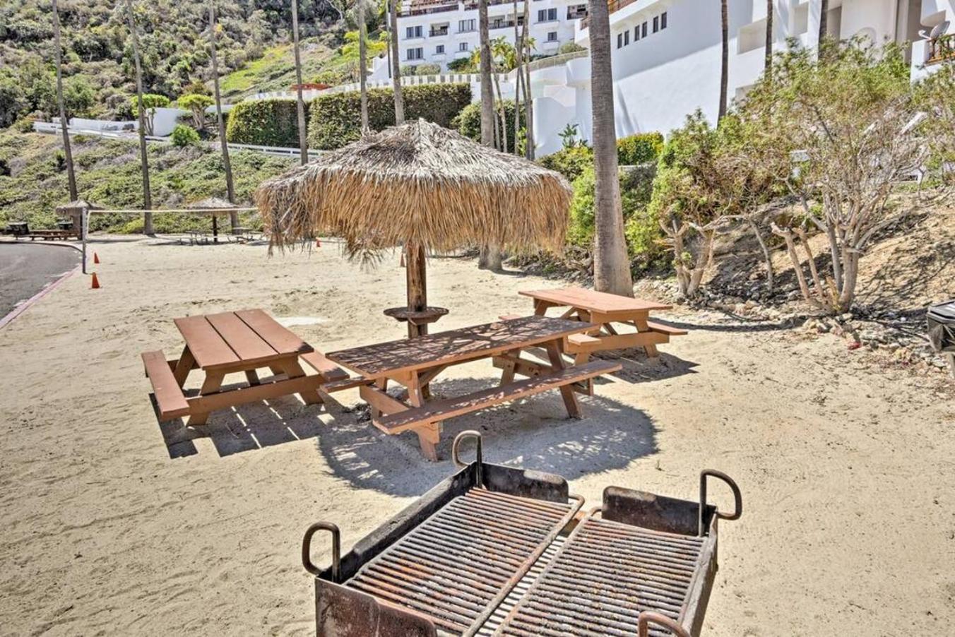 Gorgeous Oceanfront Villa With Panoramic Views Avalon Exterior photo