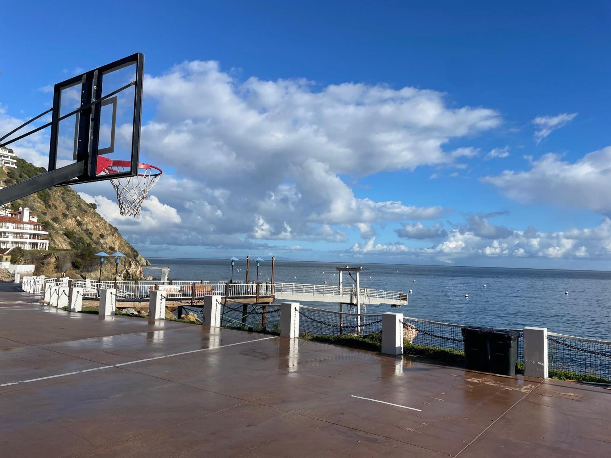 Gorgeous Oceanfront Villa With Panoramic Views Avalon Exterior photo