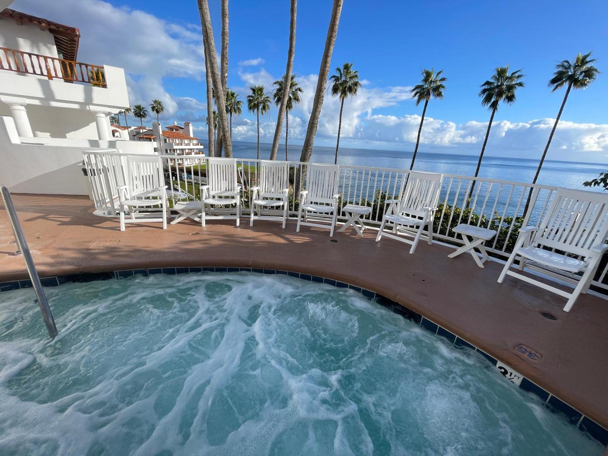 Gorgeous Oceanfront Villa With Panoramic Views Avalon Exterior photo