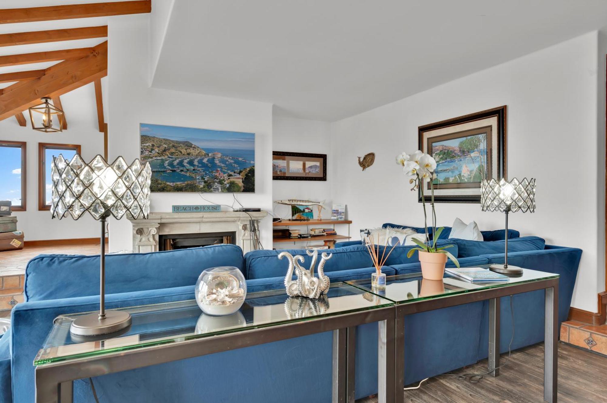 Gorgeous Oceanfront Villa With Panoramic Views Avalon Exterior photo